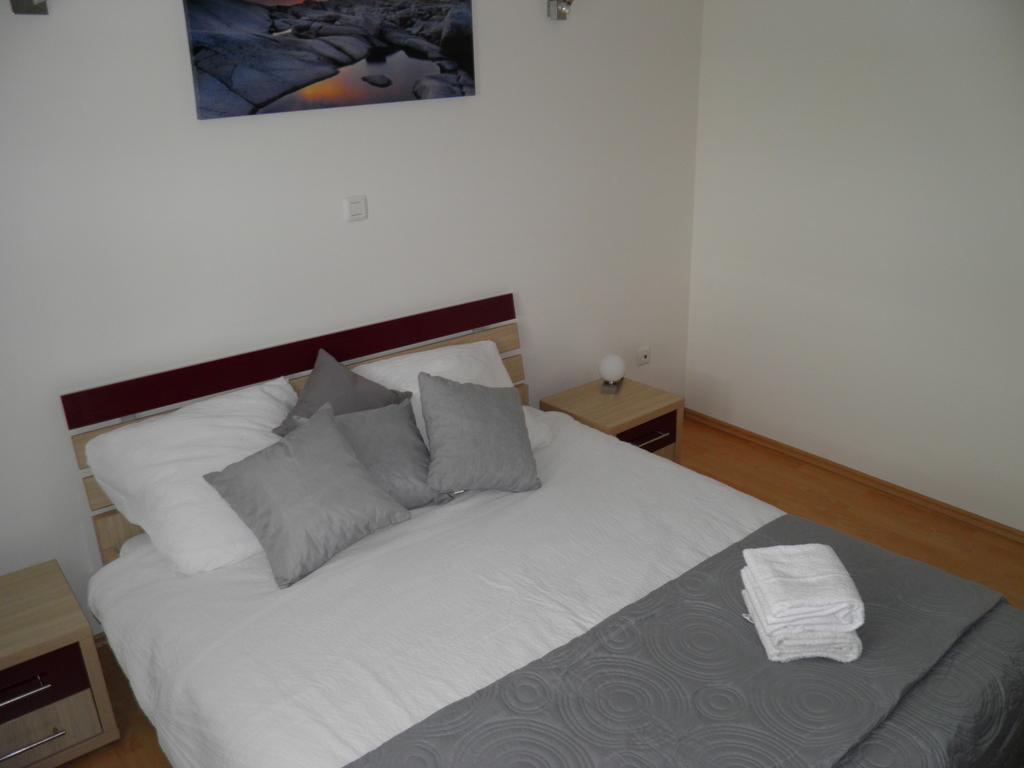 Apartmani Galeb Put Grande 25 Biograd Na Moru Exteriör bild