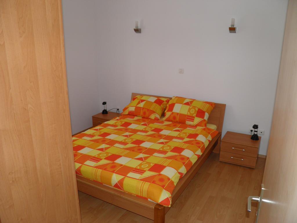 Apartmani Galeb Put Grande 25 Biograd Na Moru Exteriör bild