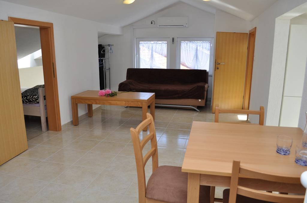 Apartmani Galeb Put Grande 25 Biograd Na Moru Exteriör bild