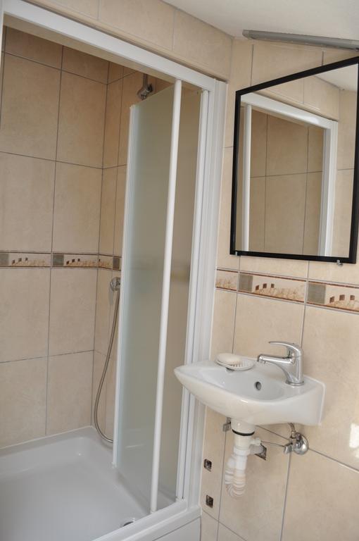 Apartmani Galeb Put Grande 25 Biograd Na Moru Exteriör bild